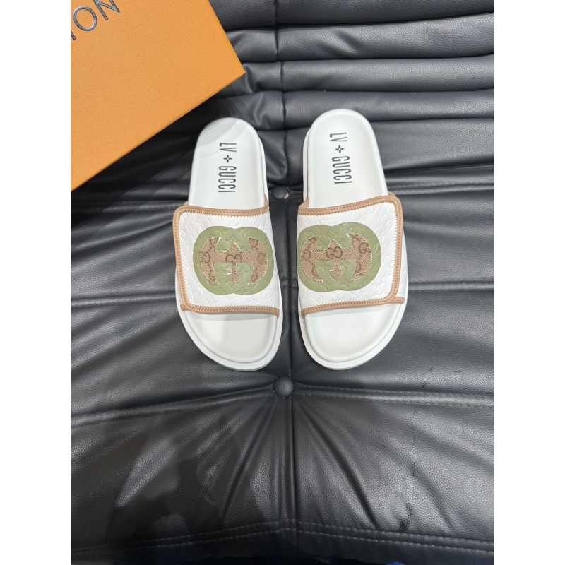 G*u*i slippers